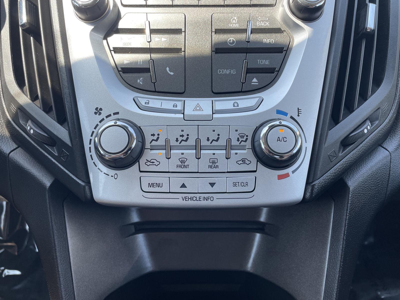 Vehicle photo 25