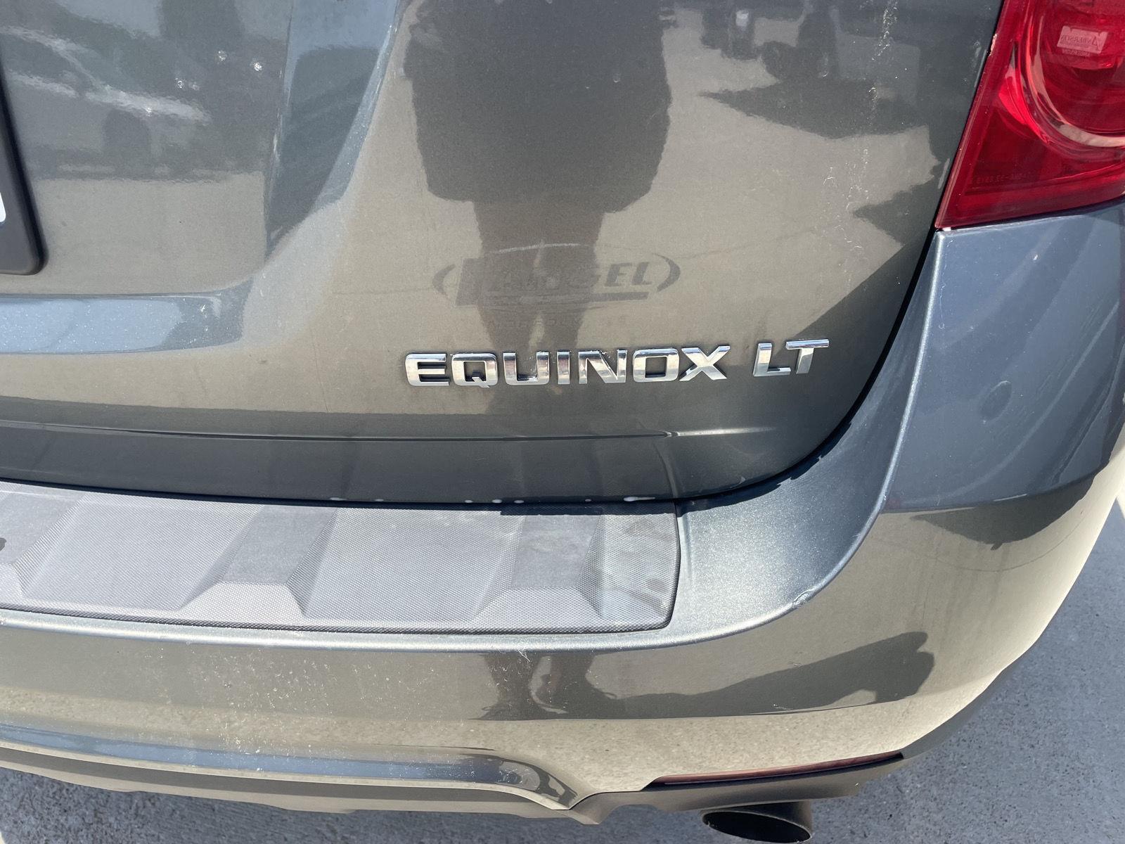 Vehicle photo 33