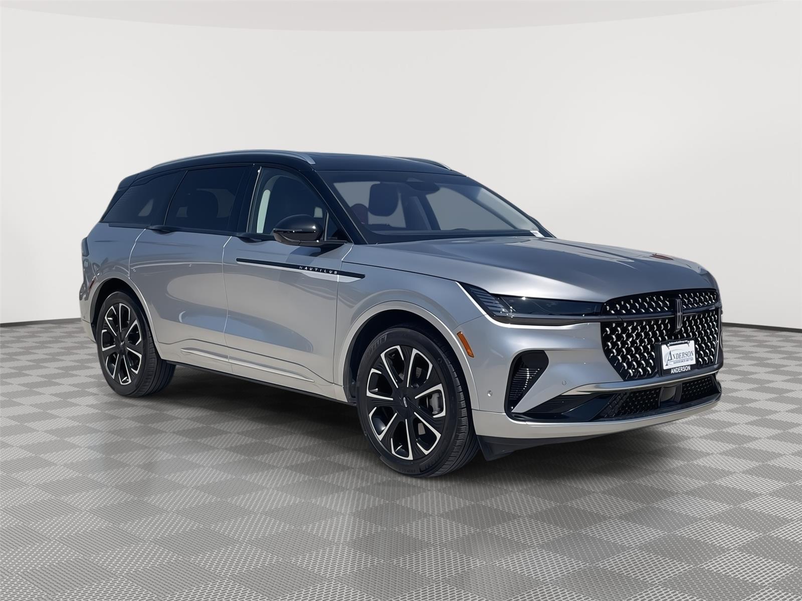 Vehicle photo 5