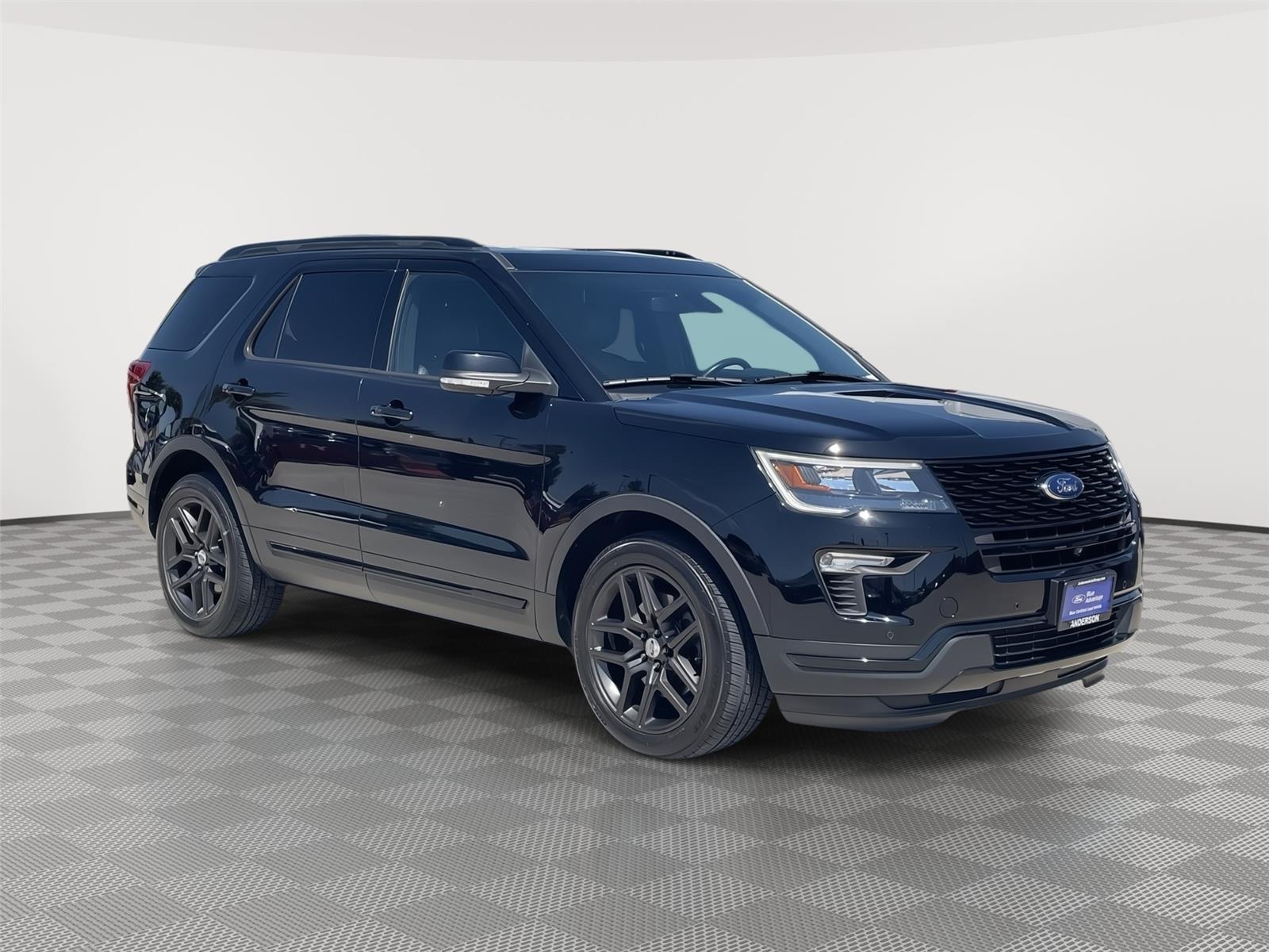 Vehicle photo 5