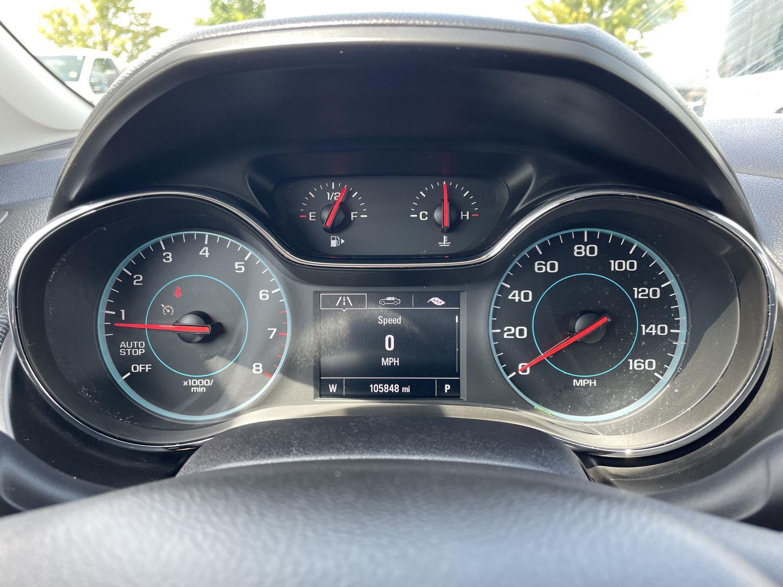 Vehicle photo 15