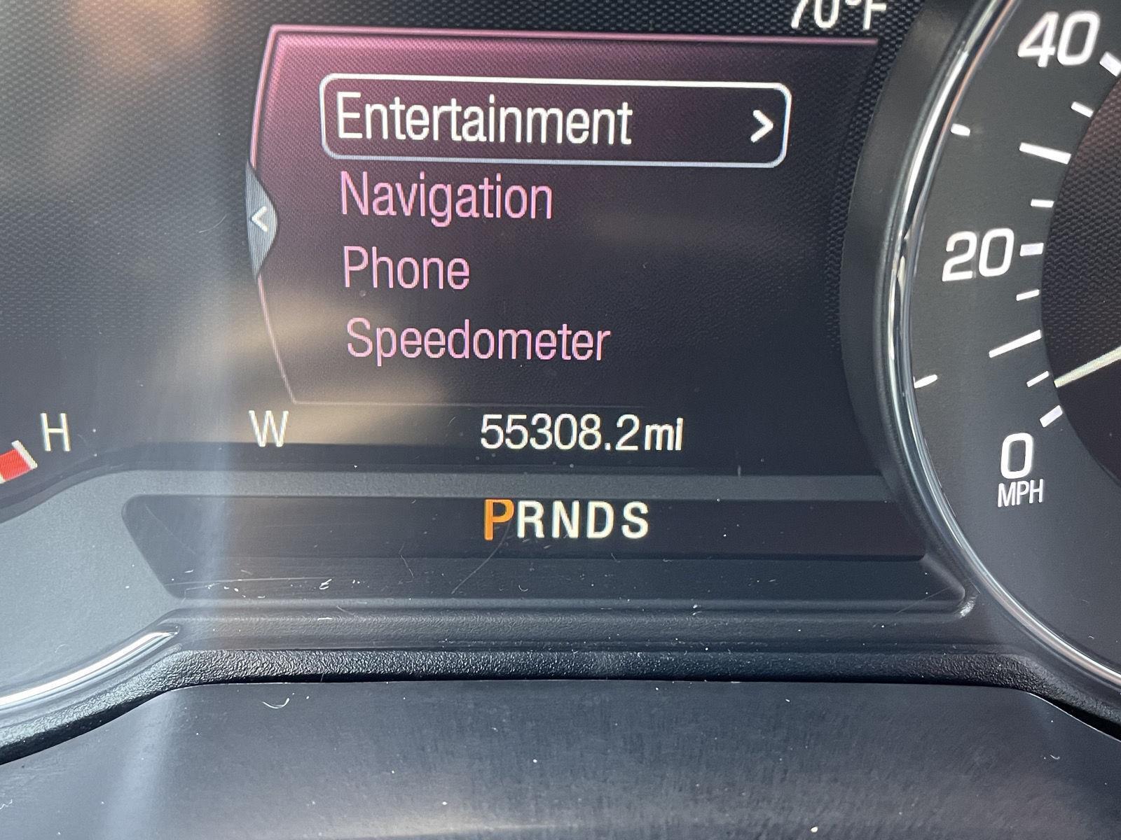 Vehicle photo 3