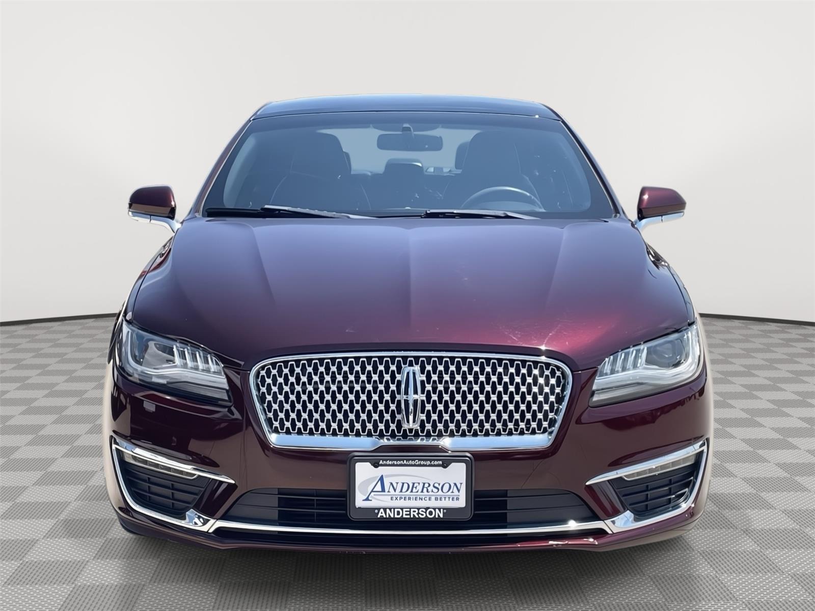 Vehicle photo 4