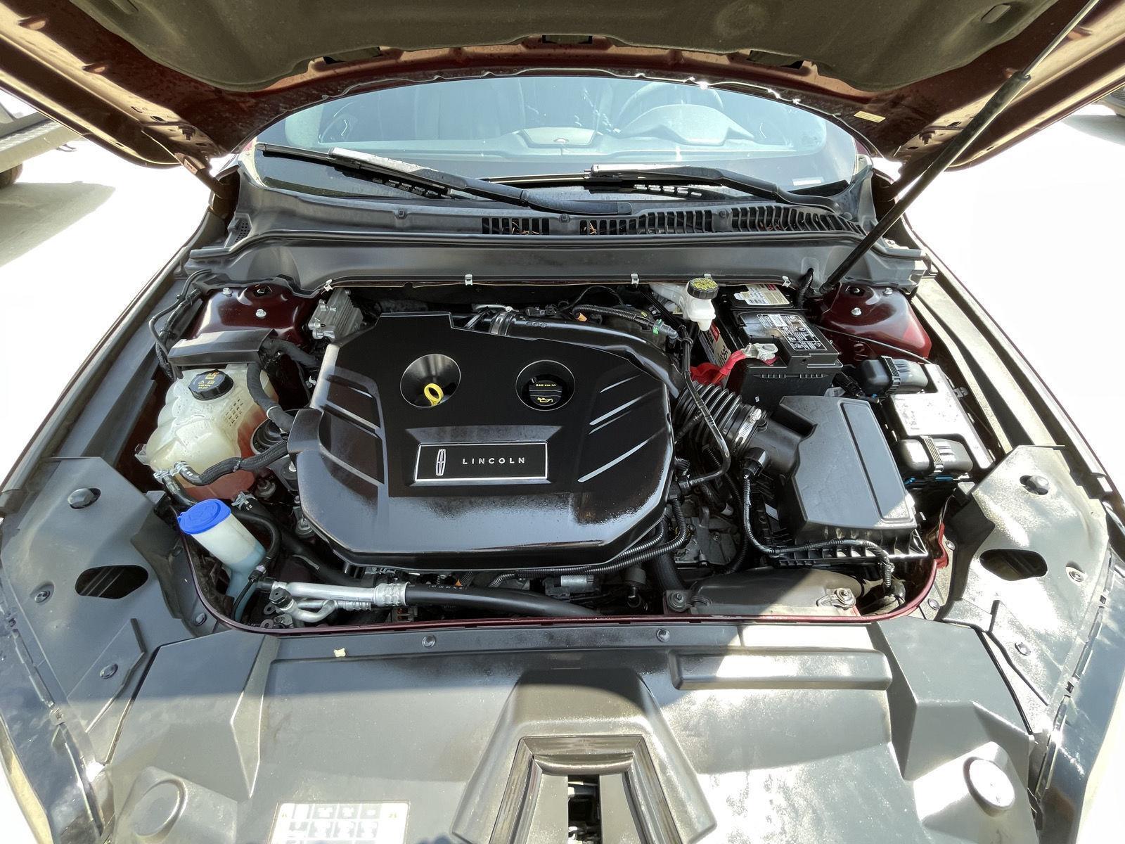 Vehicle photo 33