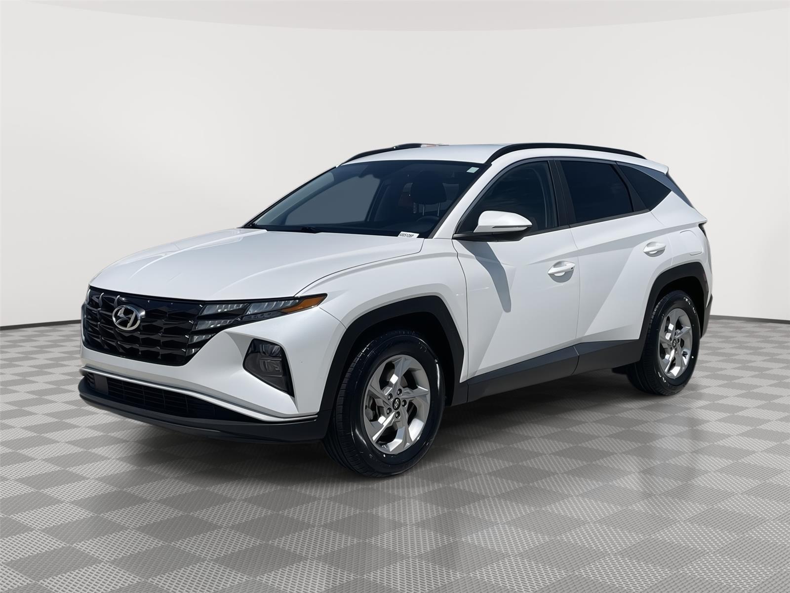 Quartz White 2022 Hyundai Tucson SUV / Crossover Front-Wheel Drive Automatic