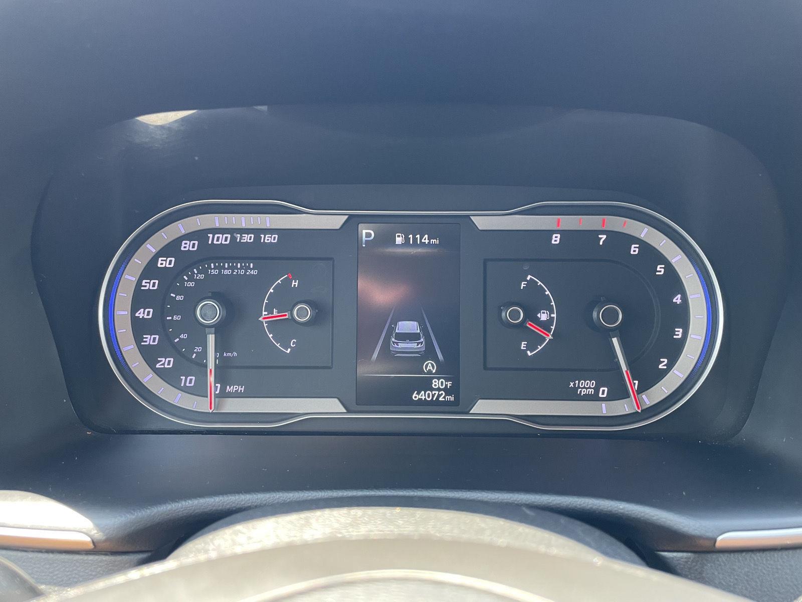 Vehicle photo 15