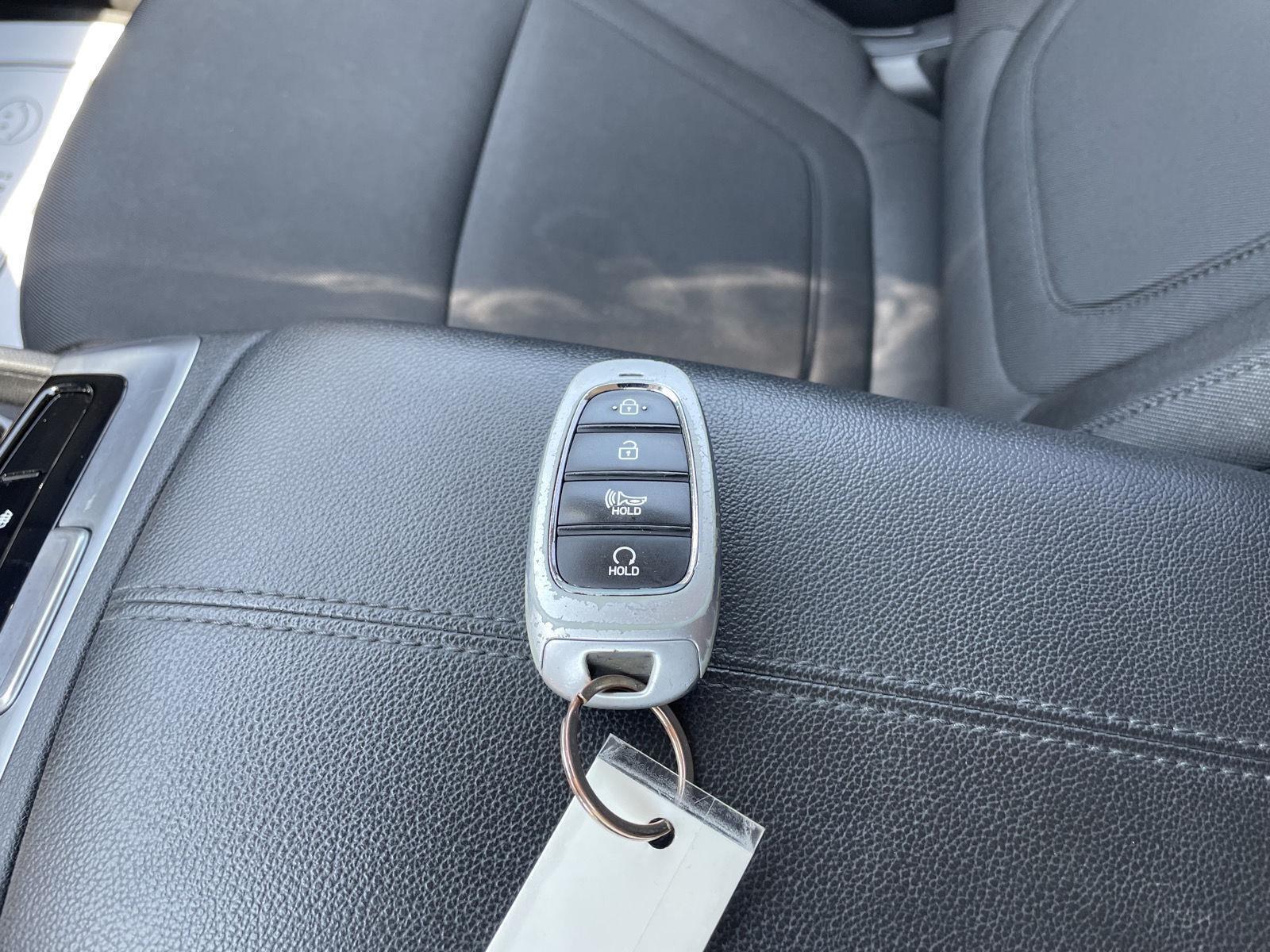 Vehicle photo 36