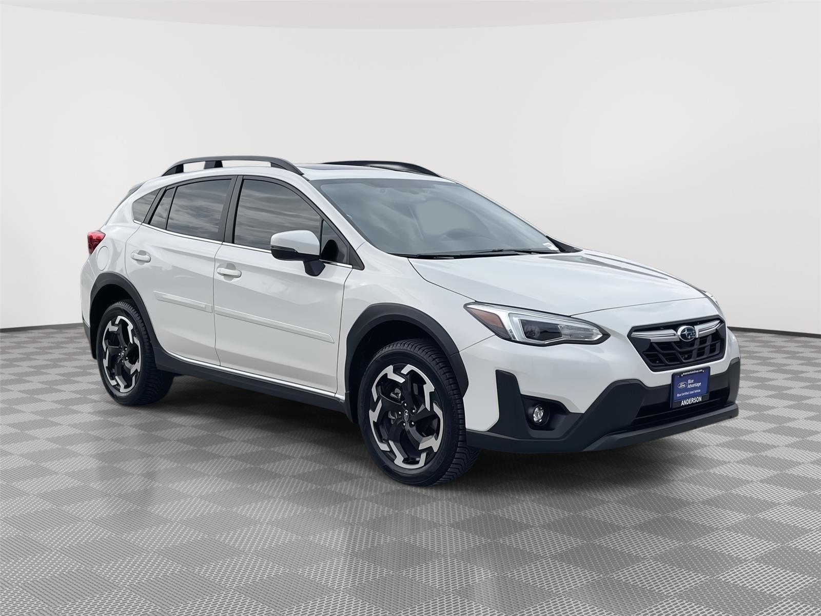 Vehicle photo 5