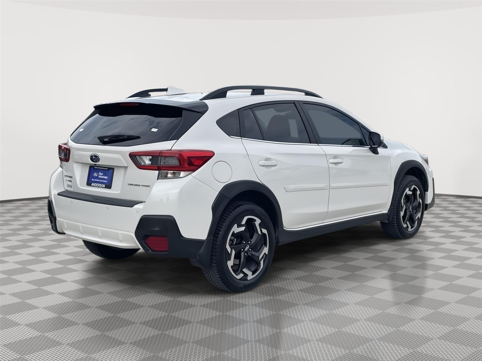Vehicle photo 7