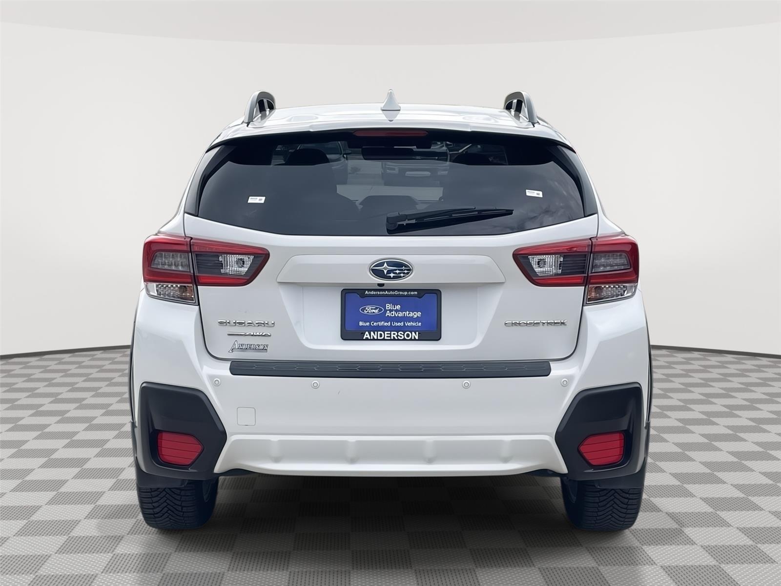 Vehicle photo 8