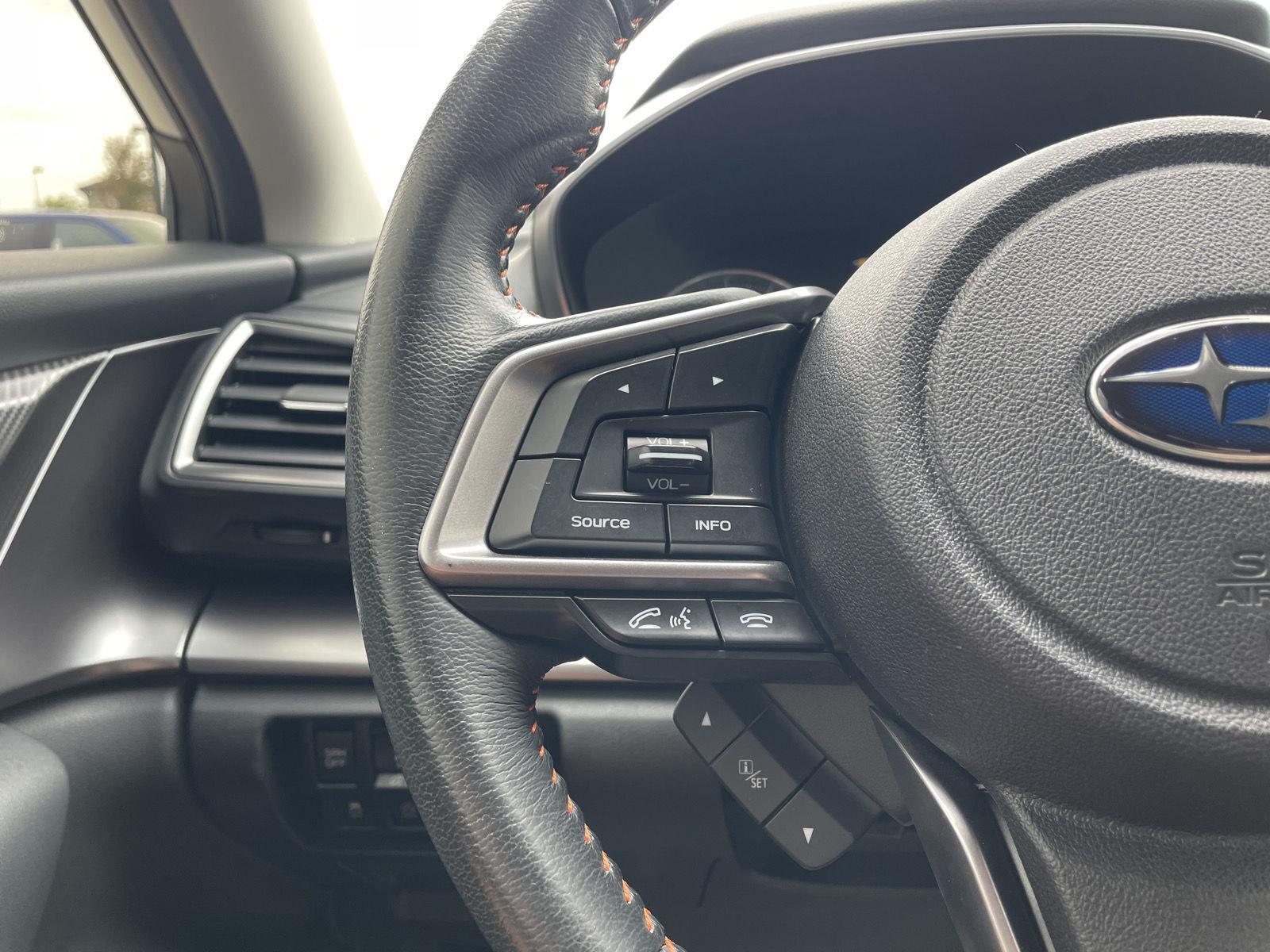 Vehicle photo 13