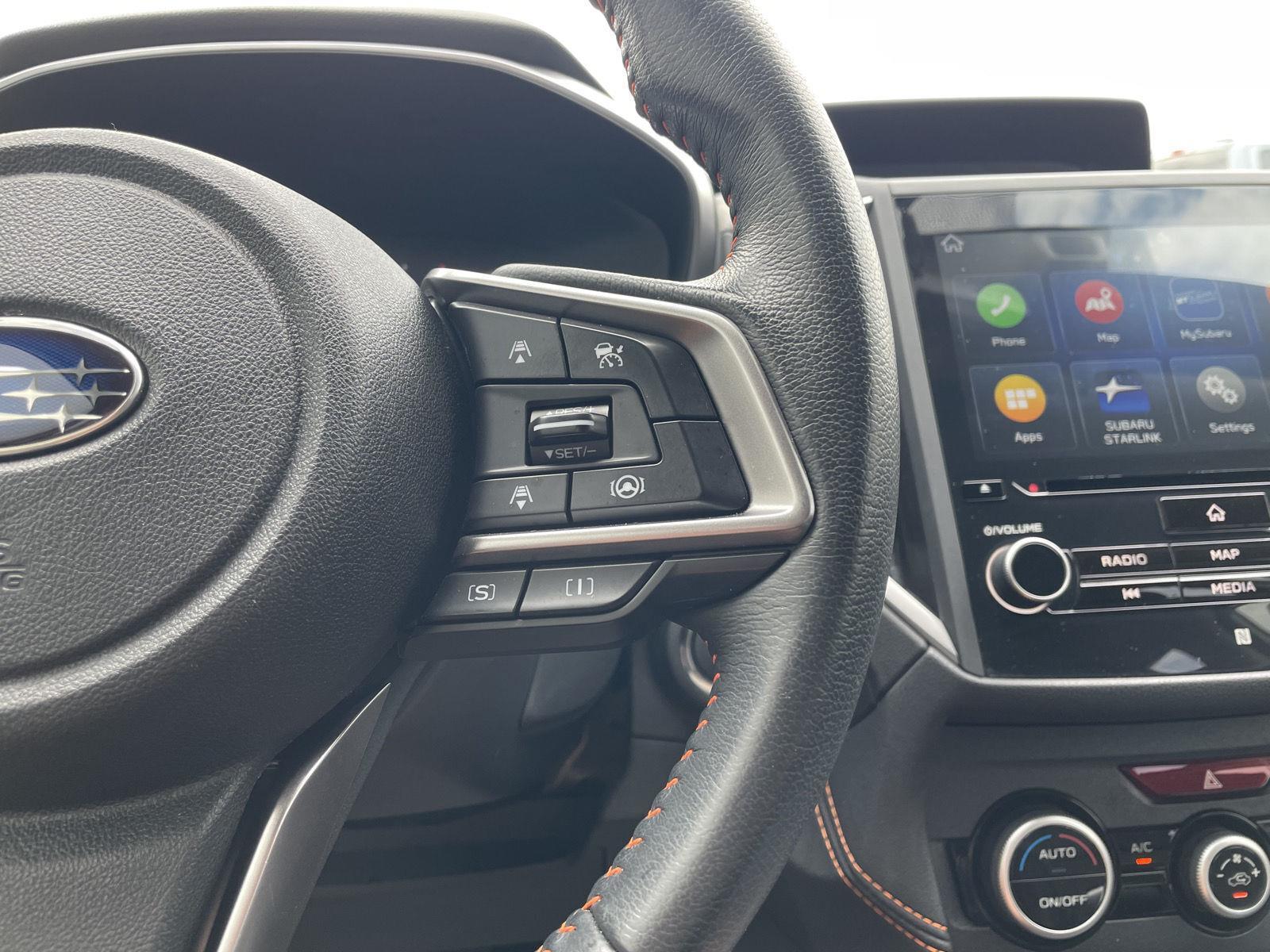 Vehicle photo 14