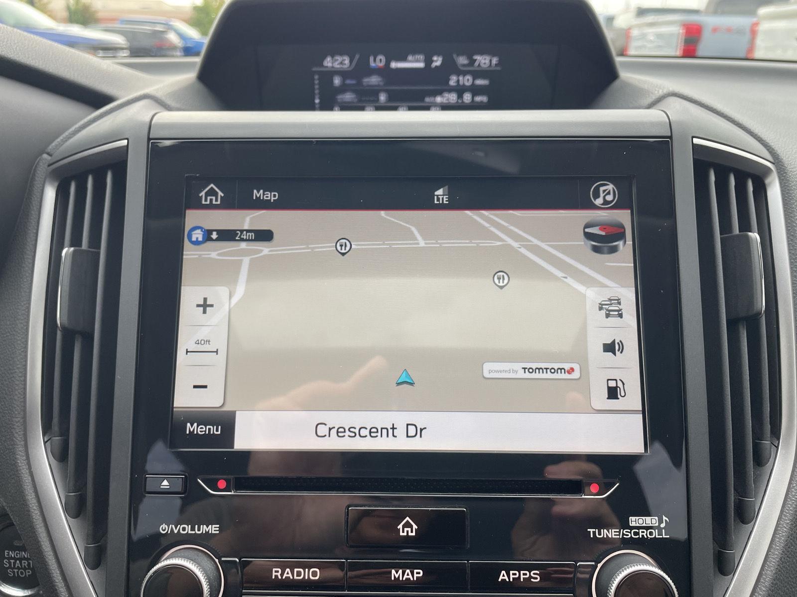 Vehicle photo 24