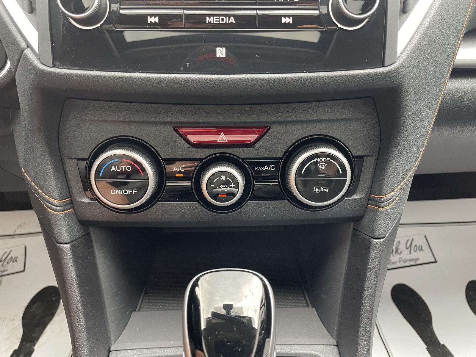 Vehicle photo 27