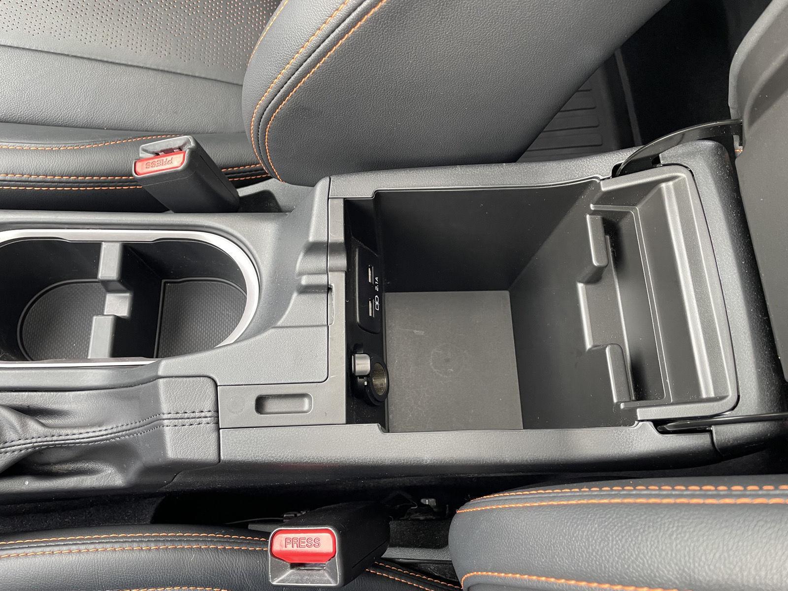 Vehicle photo 32