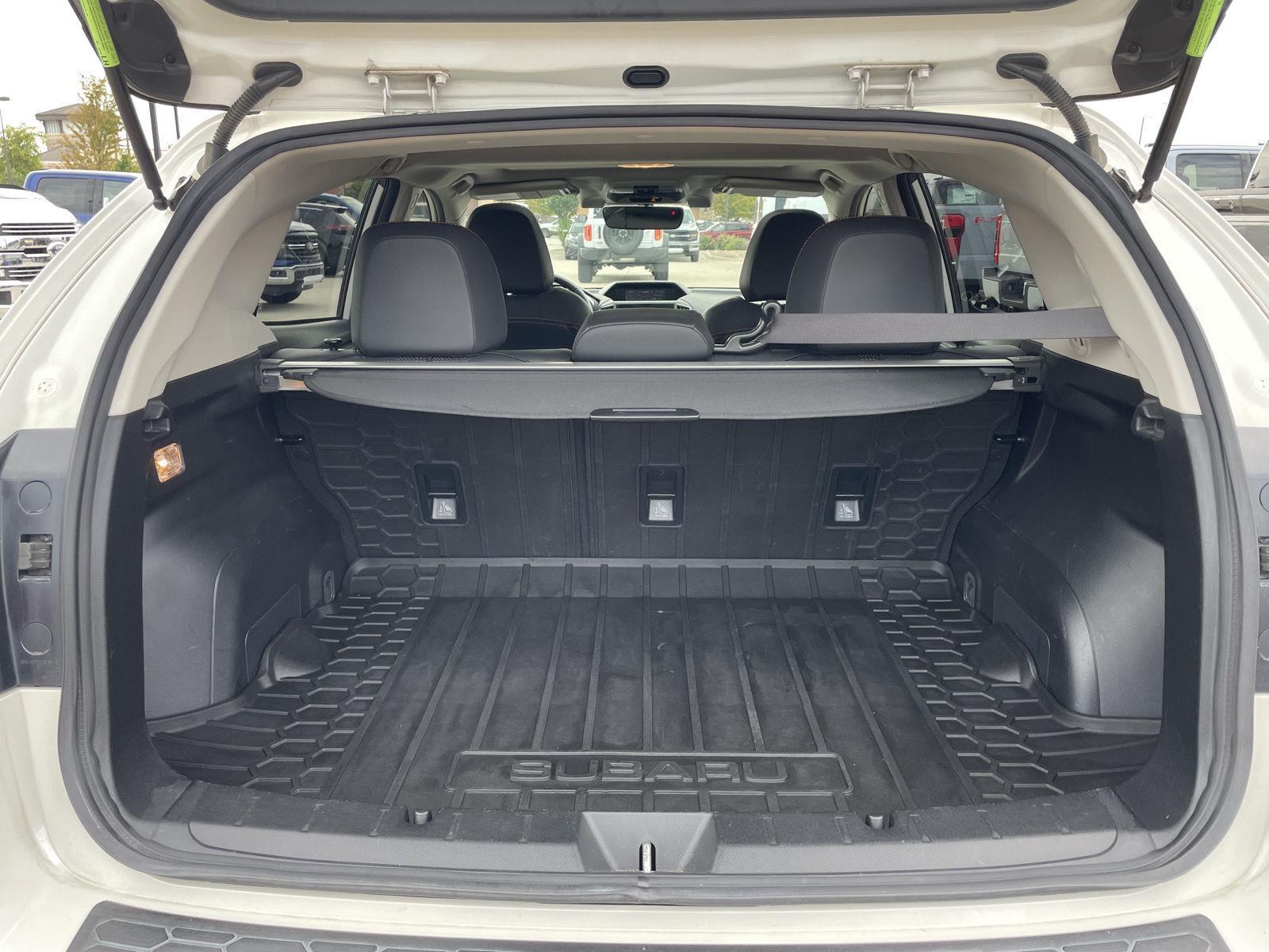 Vehicle photo 36