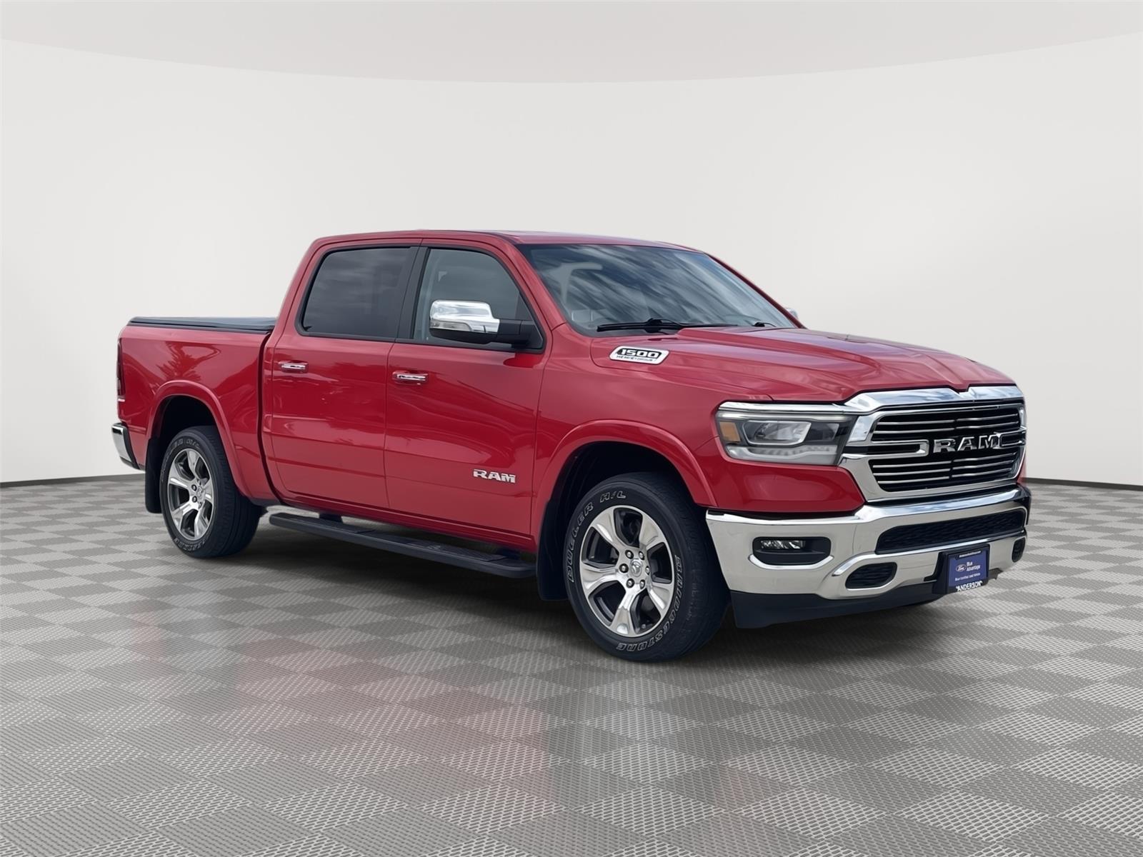 Vehicle photo 5