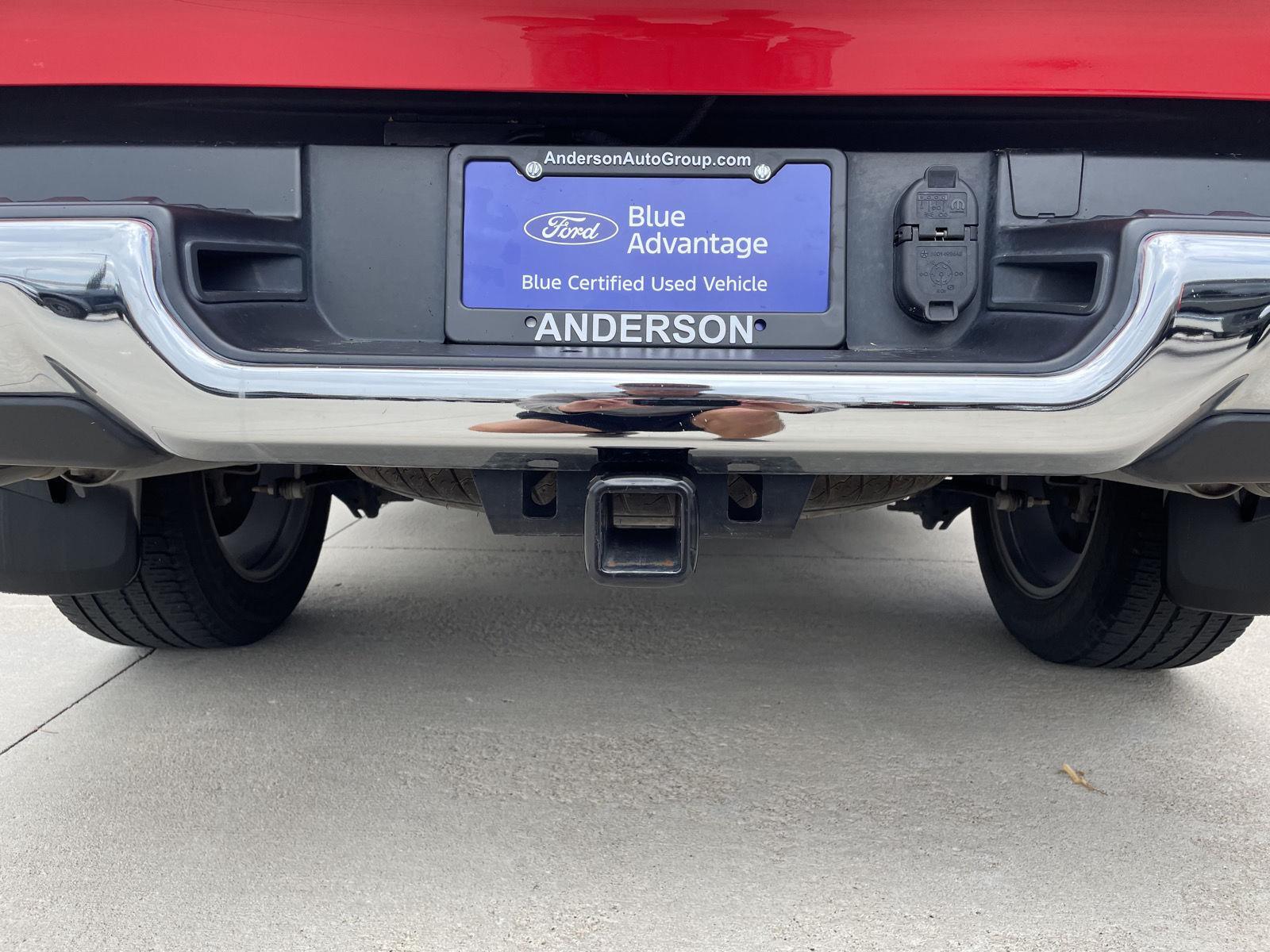 Vehicle photo 35