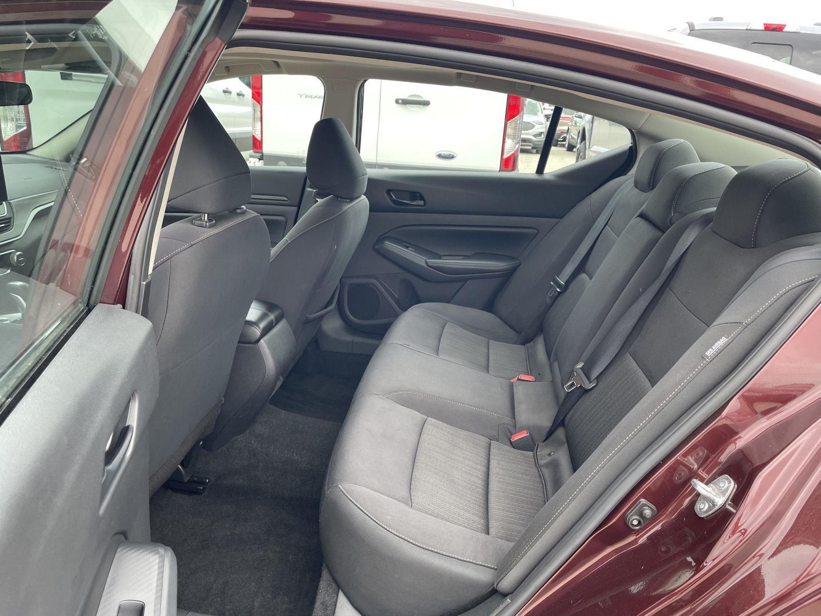 Vehicle photo 20