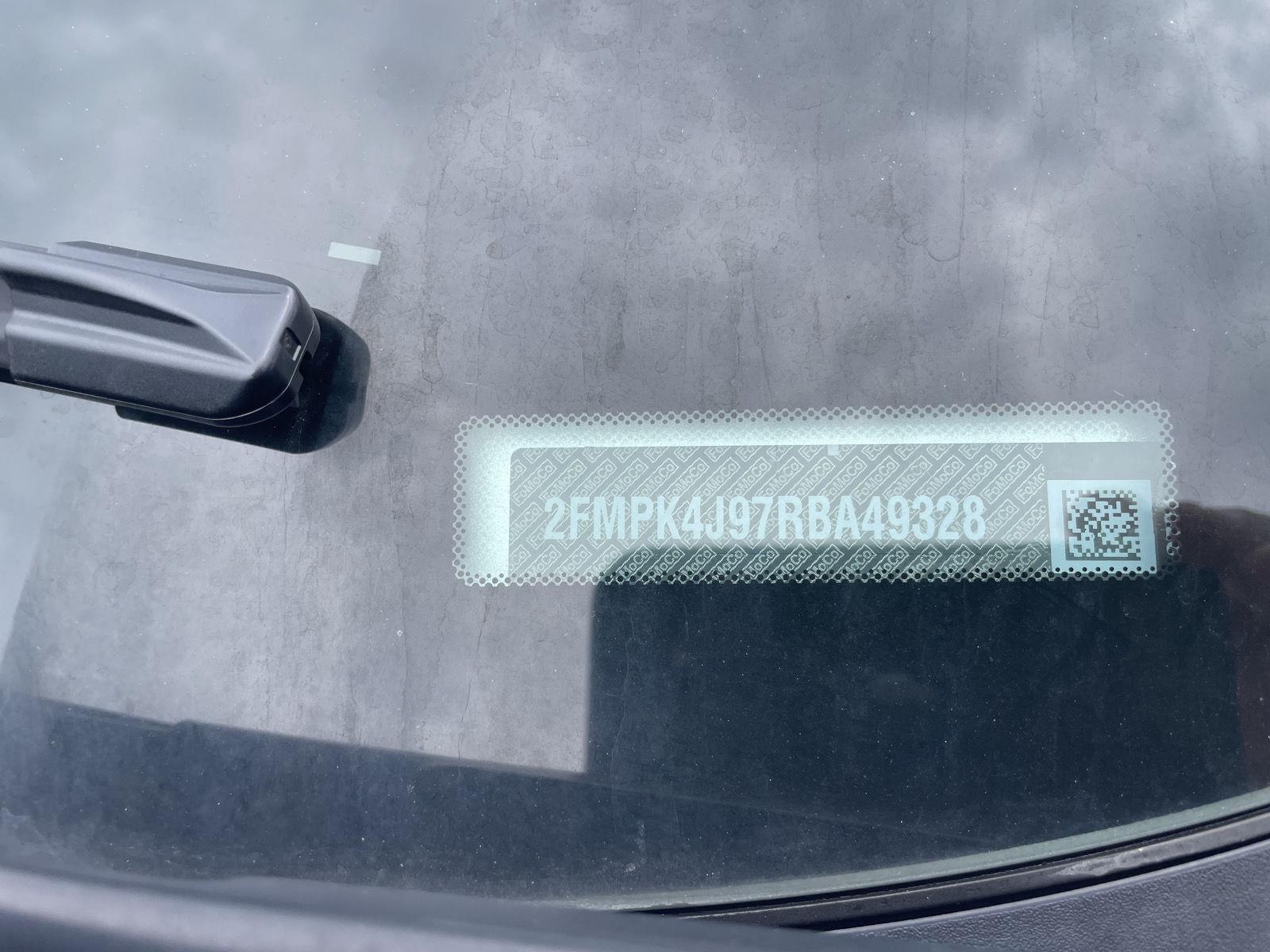 Vehicle photo 32