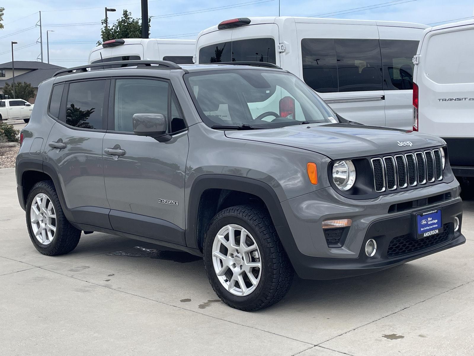 Vehicle photo 5