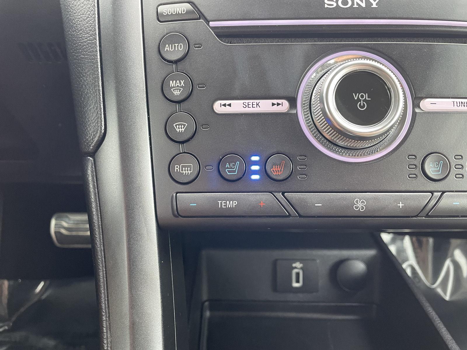 Vehicle photo 27
