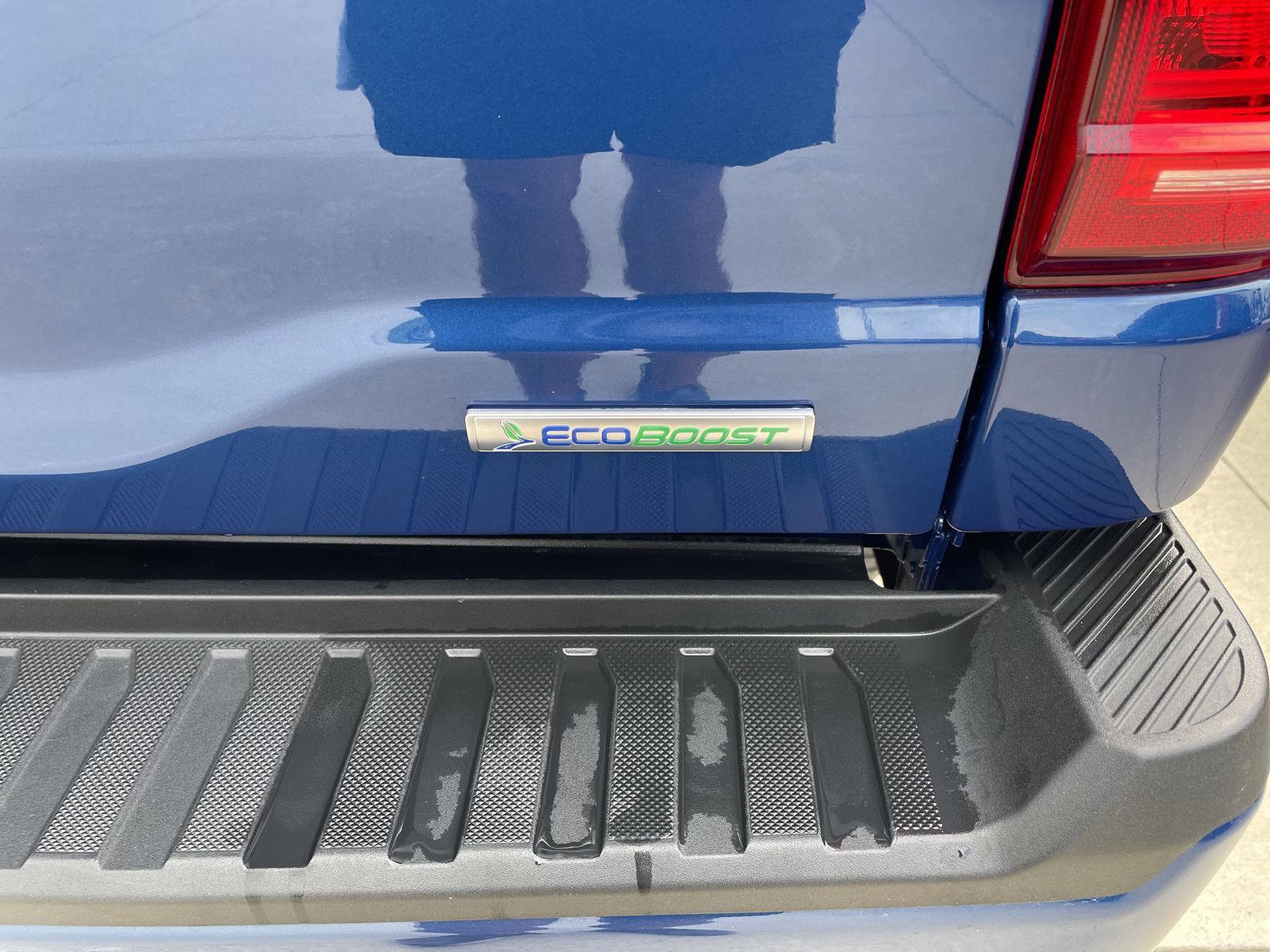 Vehicle photo 38