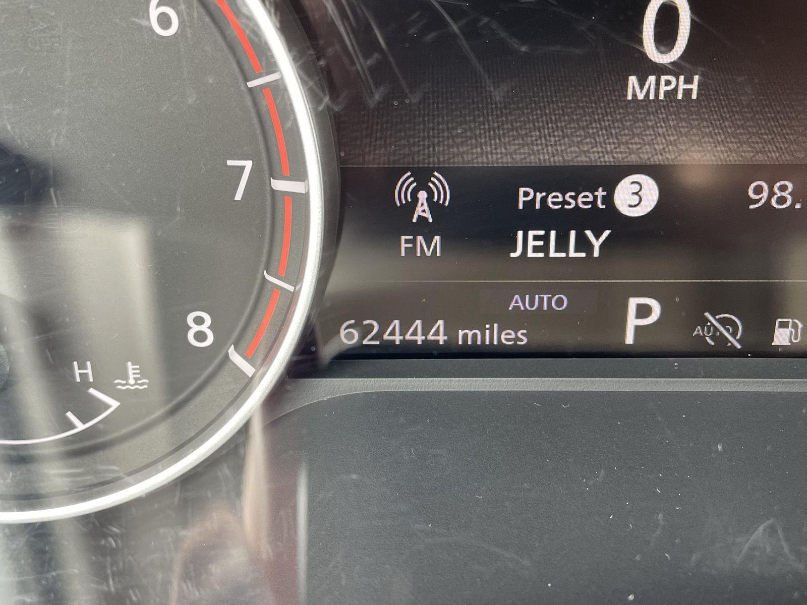 Vehicle photo 3
