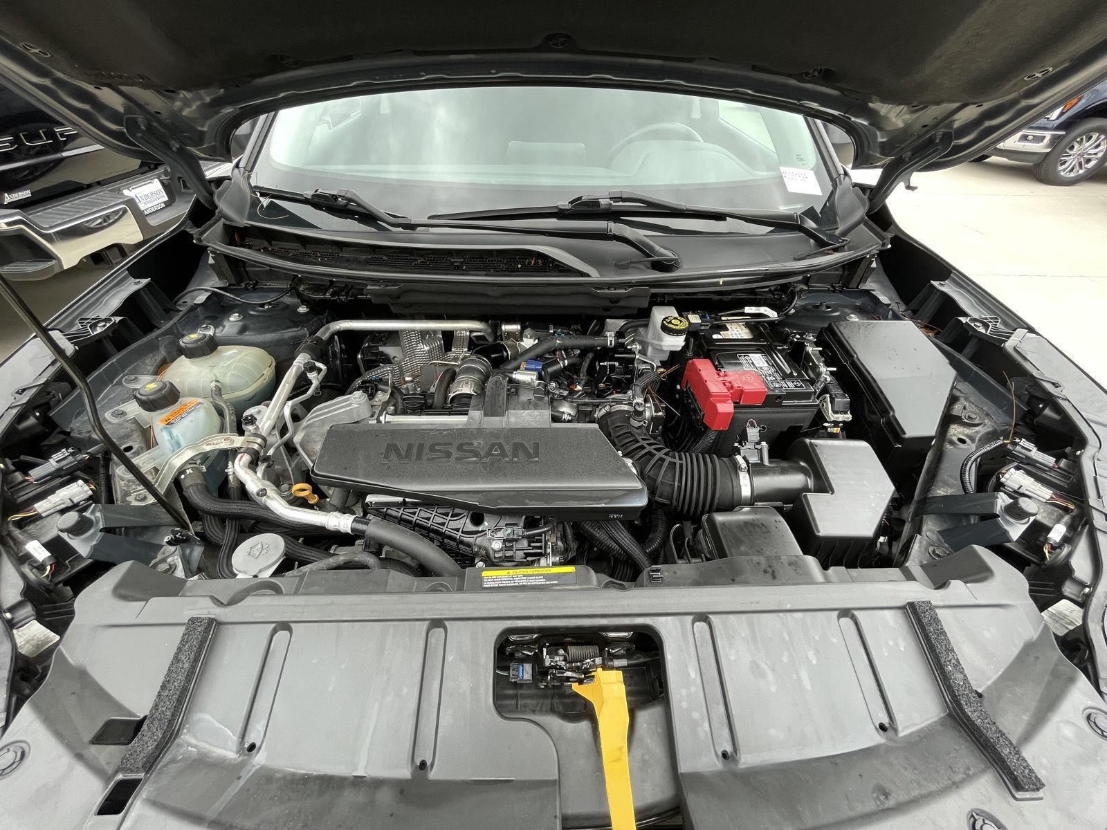 Vehicle photo 33