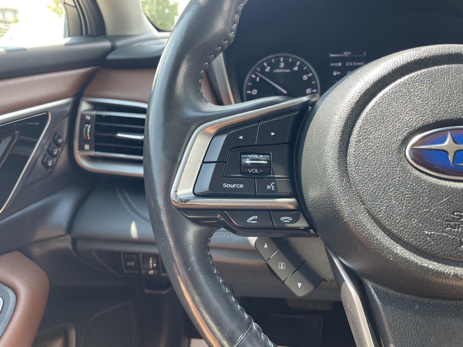 Vehicle photo 13