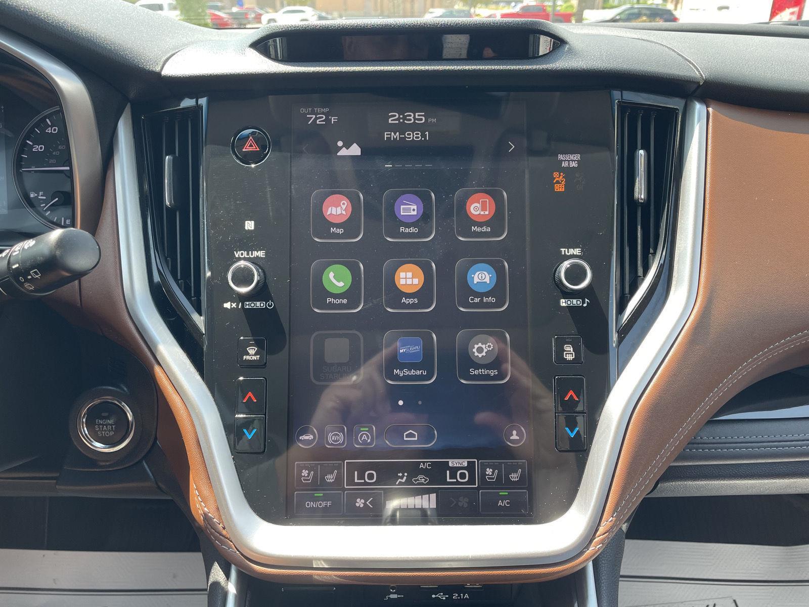Vehicle photo 23