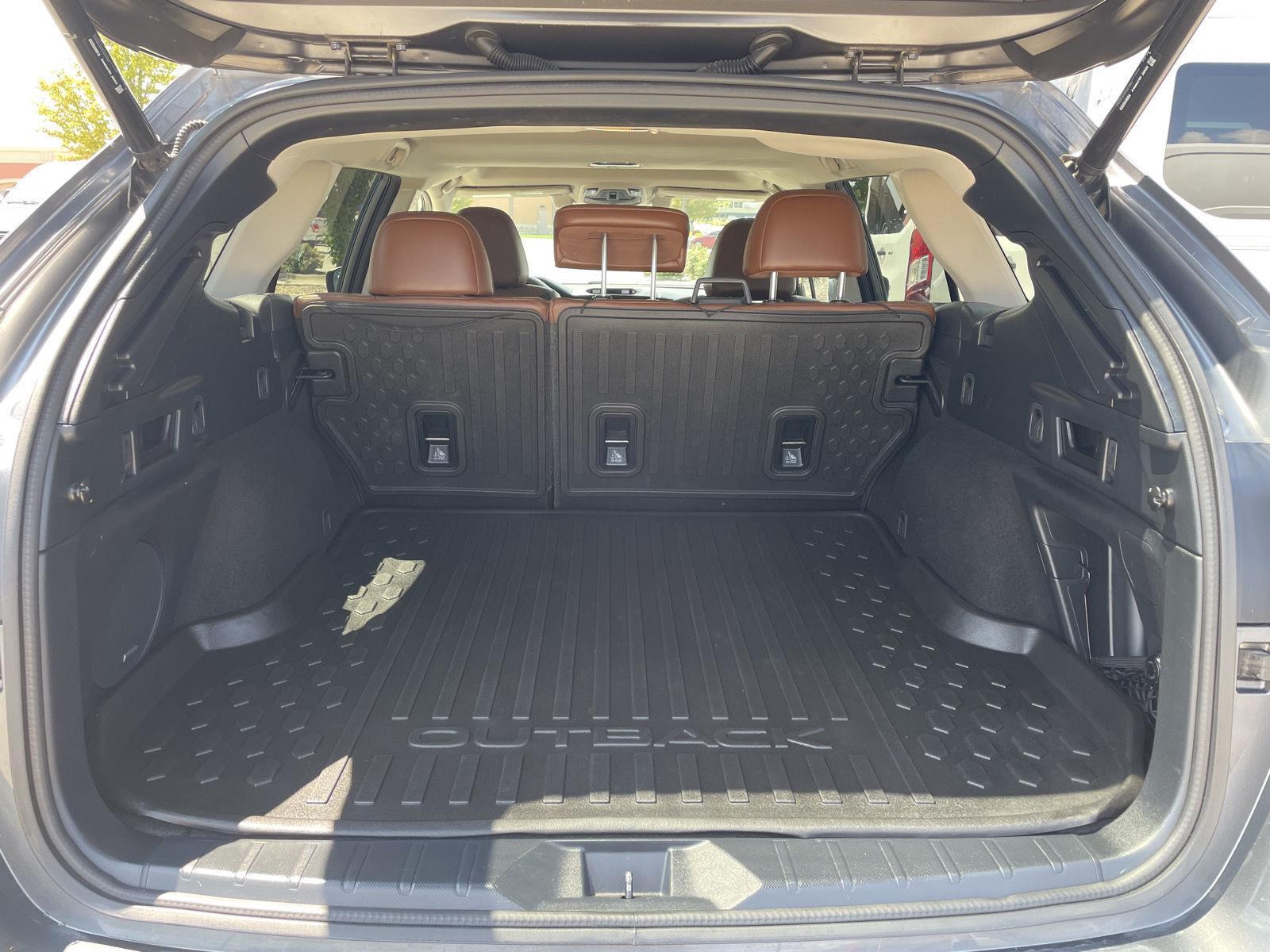 Vehicle photo 37