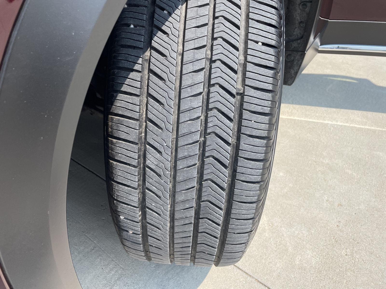 Vehicle photo 11