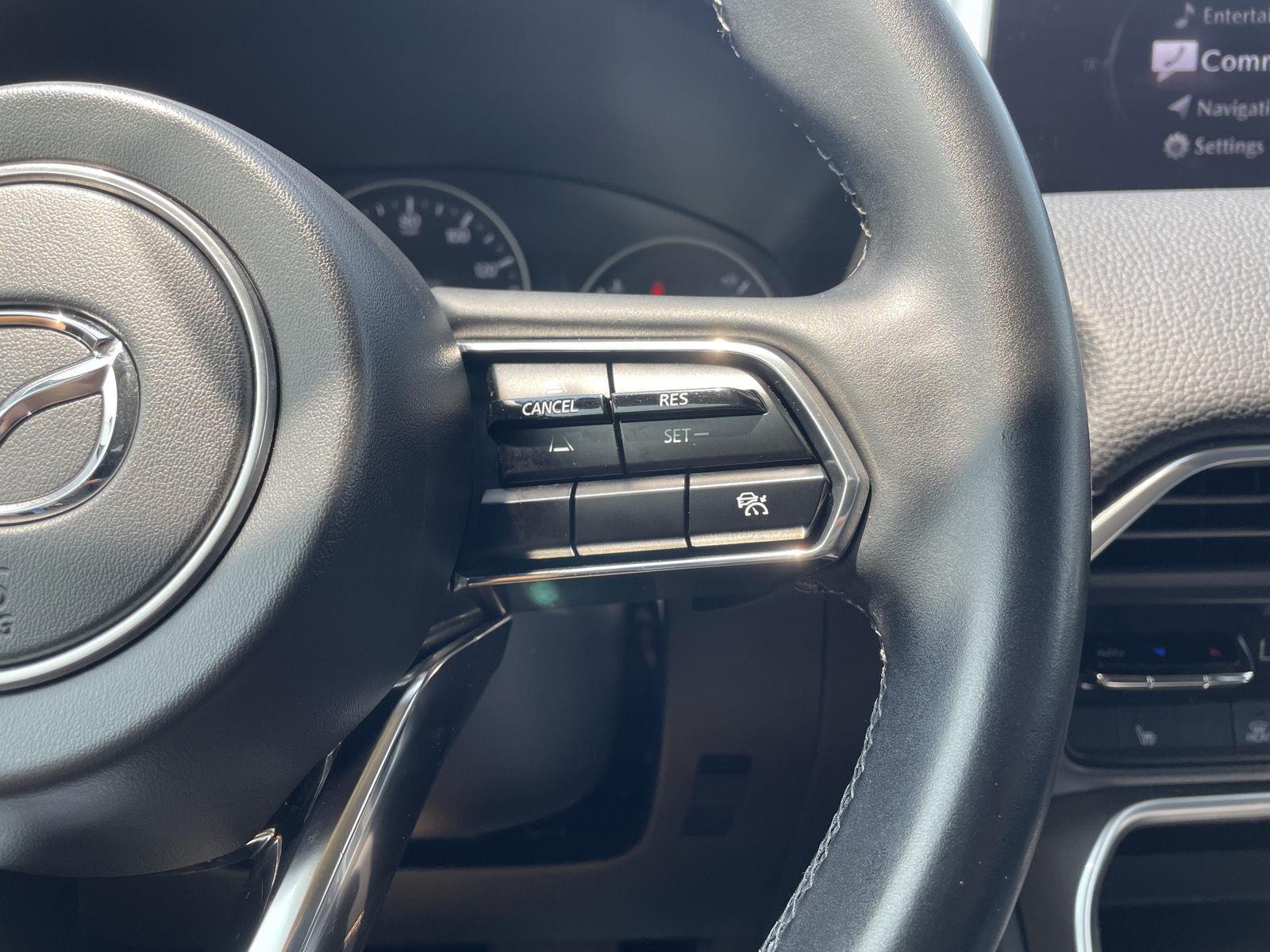 Vehicle photo 14
