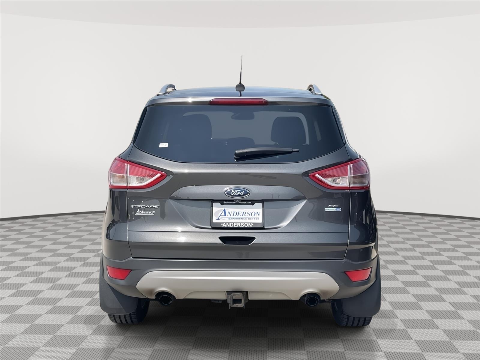 Vehicle photo 8