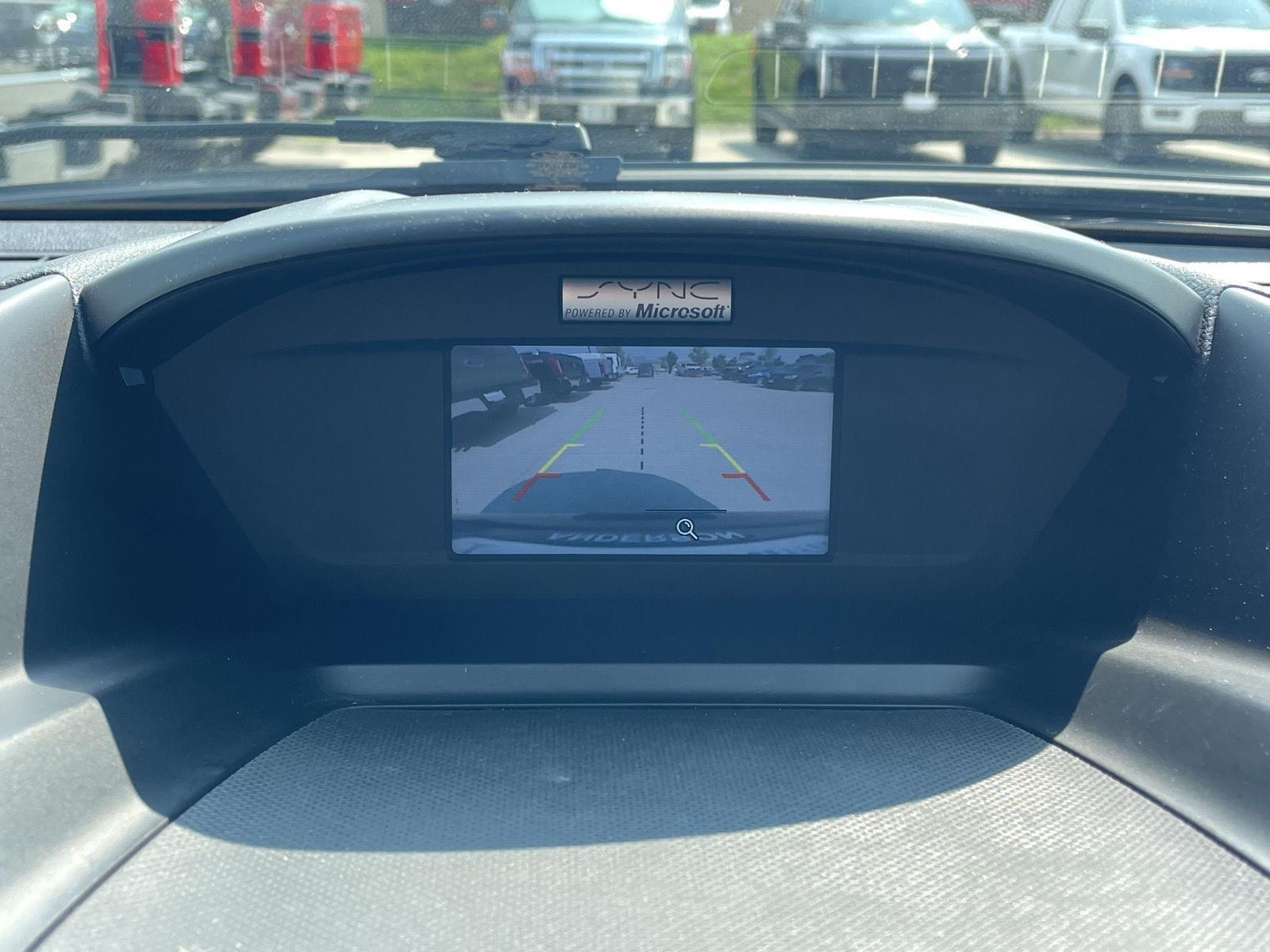 Vehicle photo 22