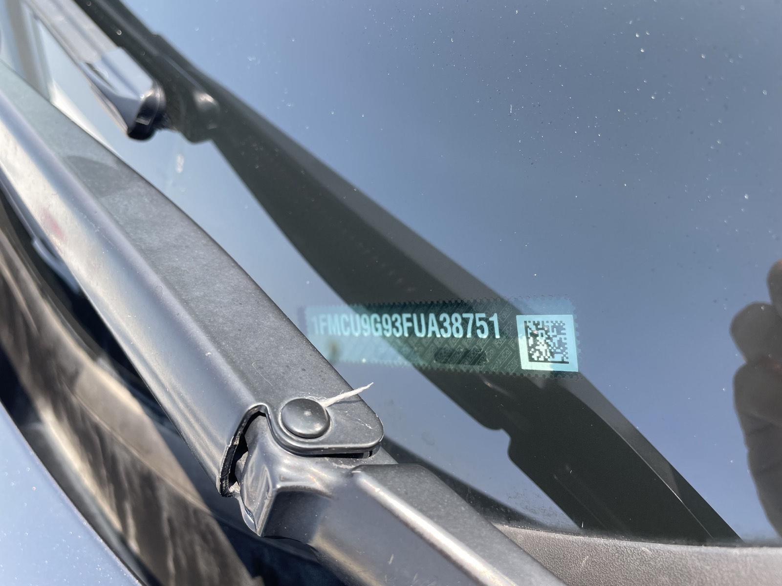 Vehicle photo 29