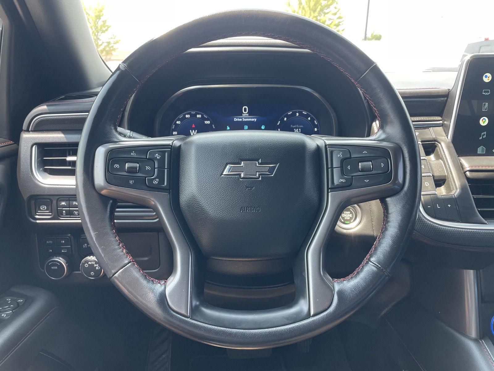 Vehicle photo 12