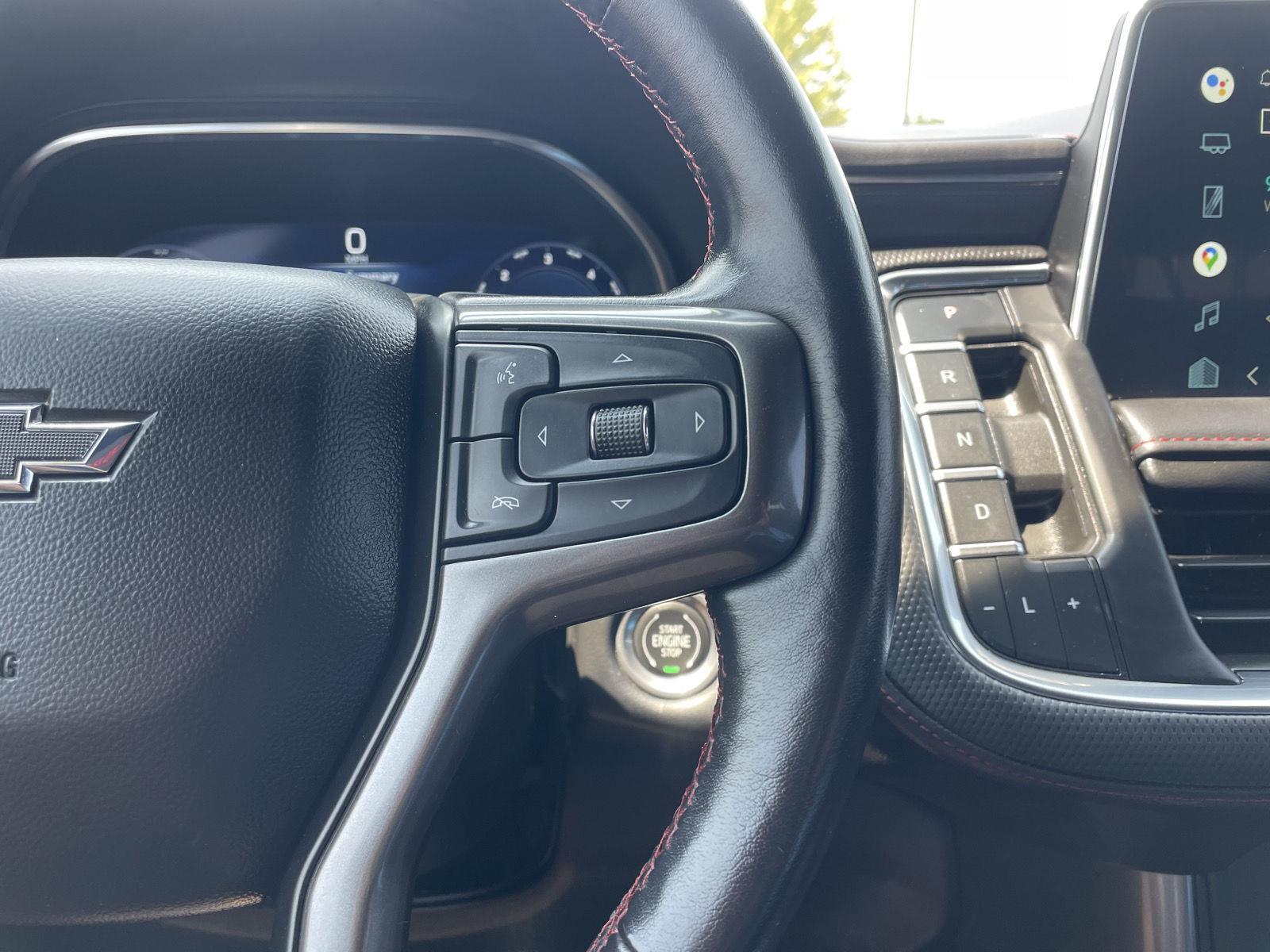 Vehicle photo 14
