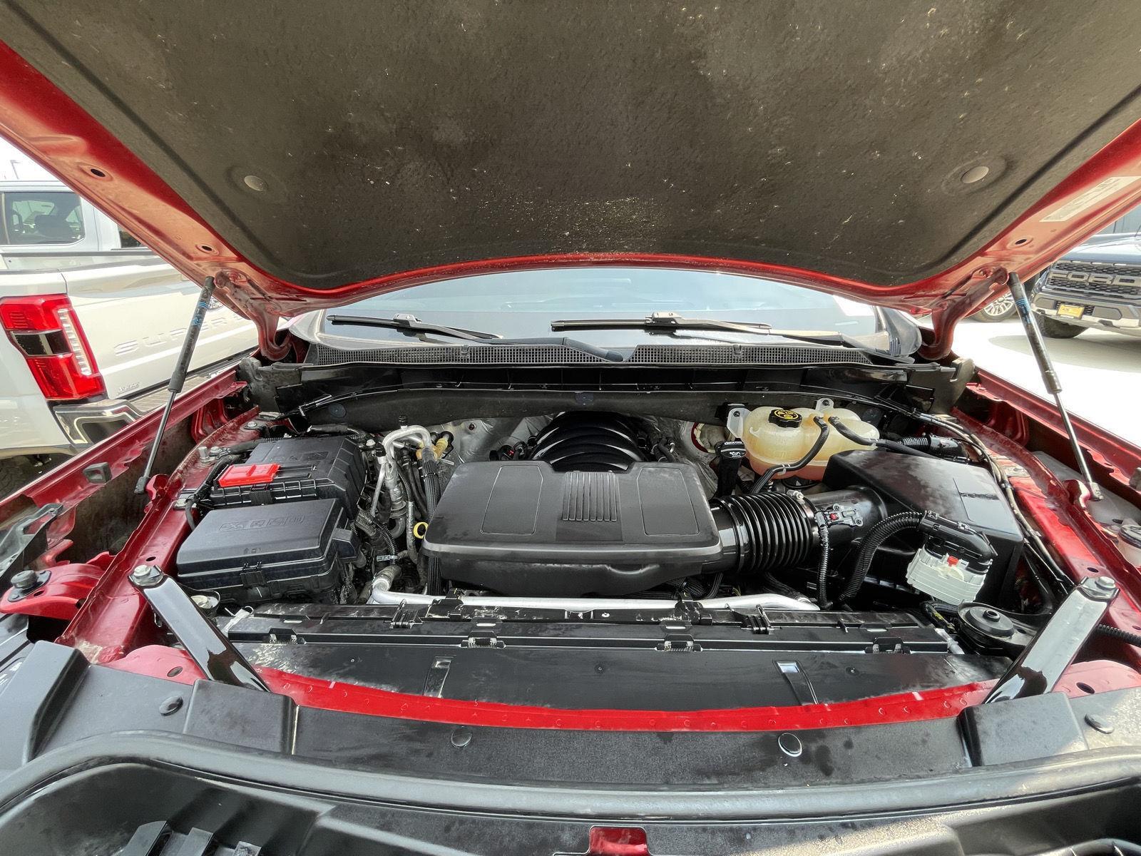 Vehicle photo 38