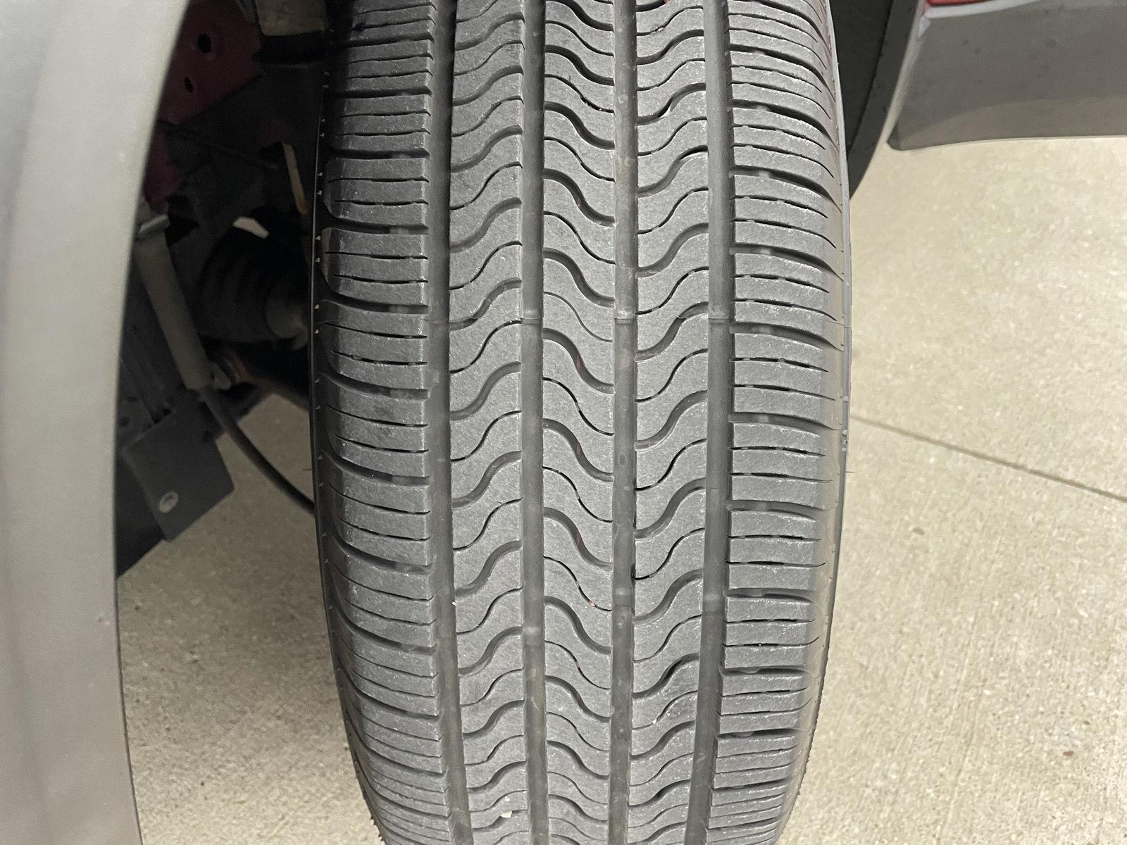 Vehicle photo 11