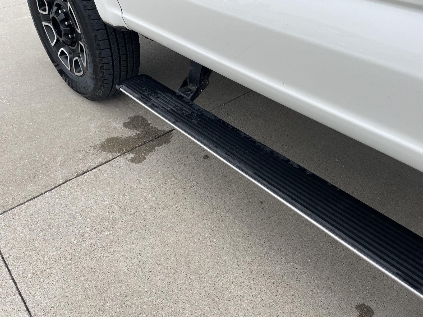 Vehicle photo 45