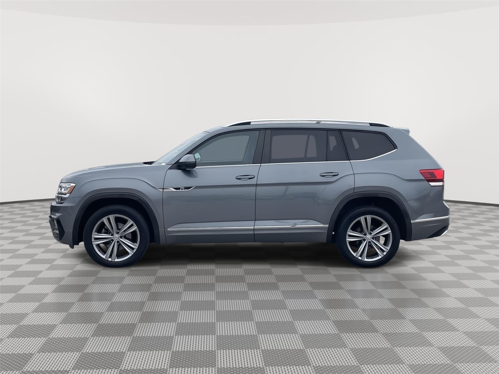 Vehicle photo 2