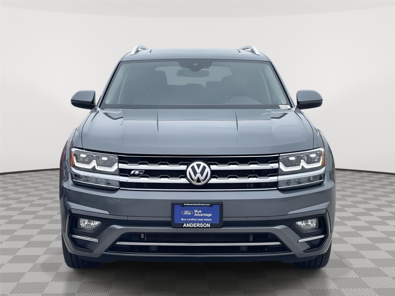Vehicle photo 4