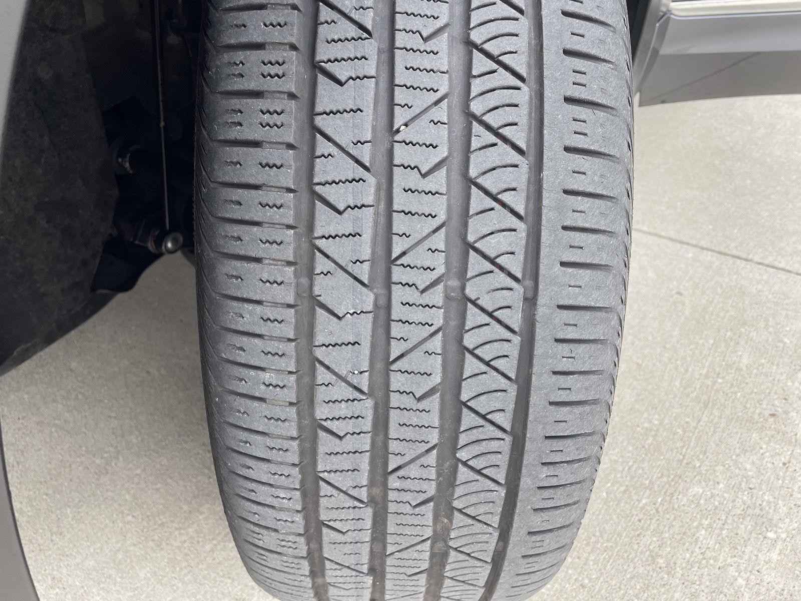 Vehicle photo 11