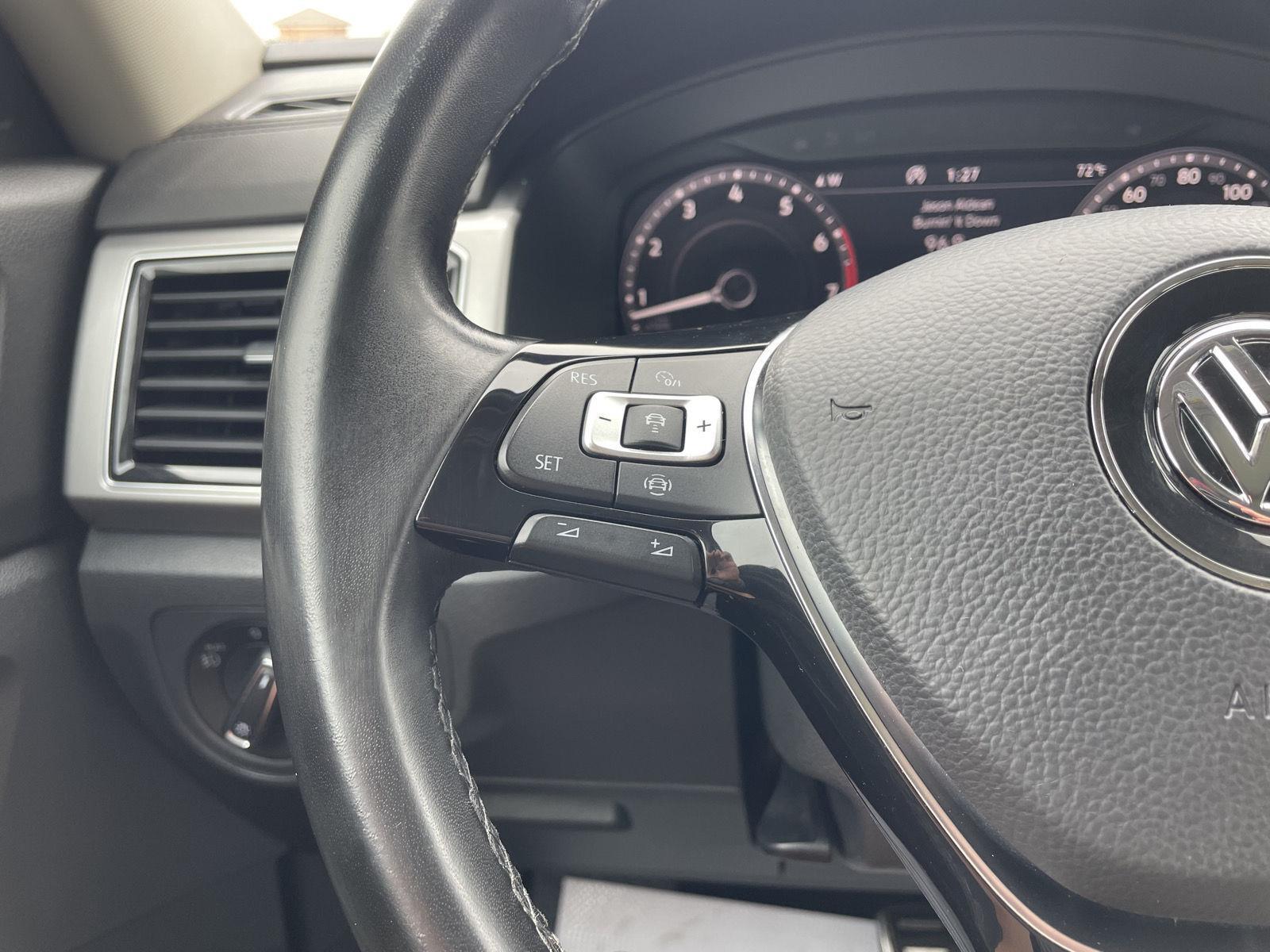 Vehicle photo 13