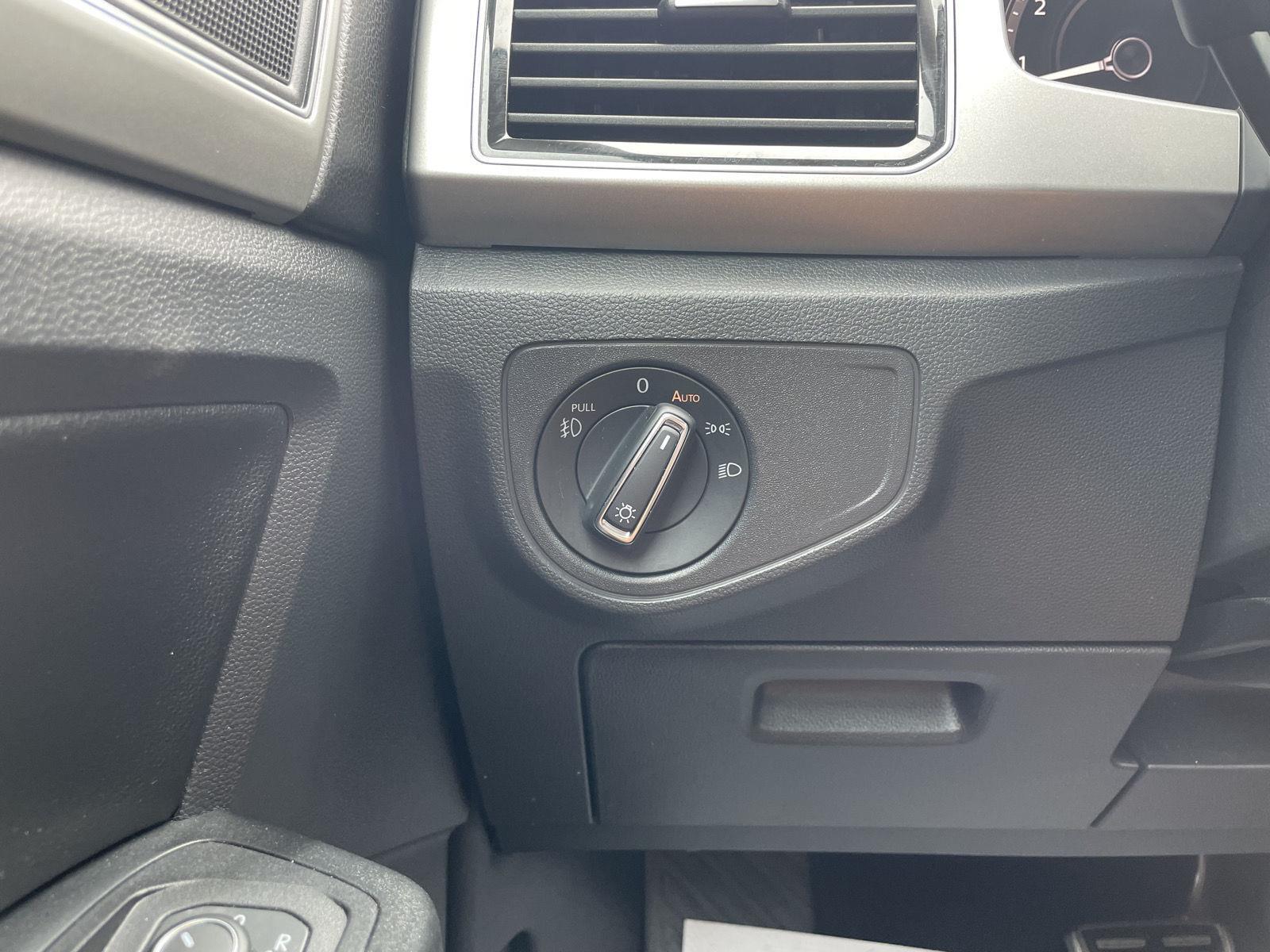 Vehicle photo 16