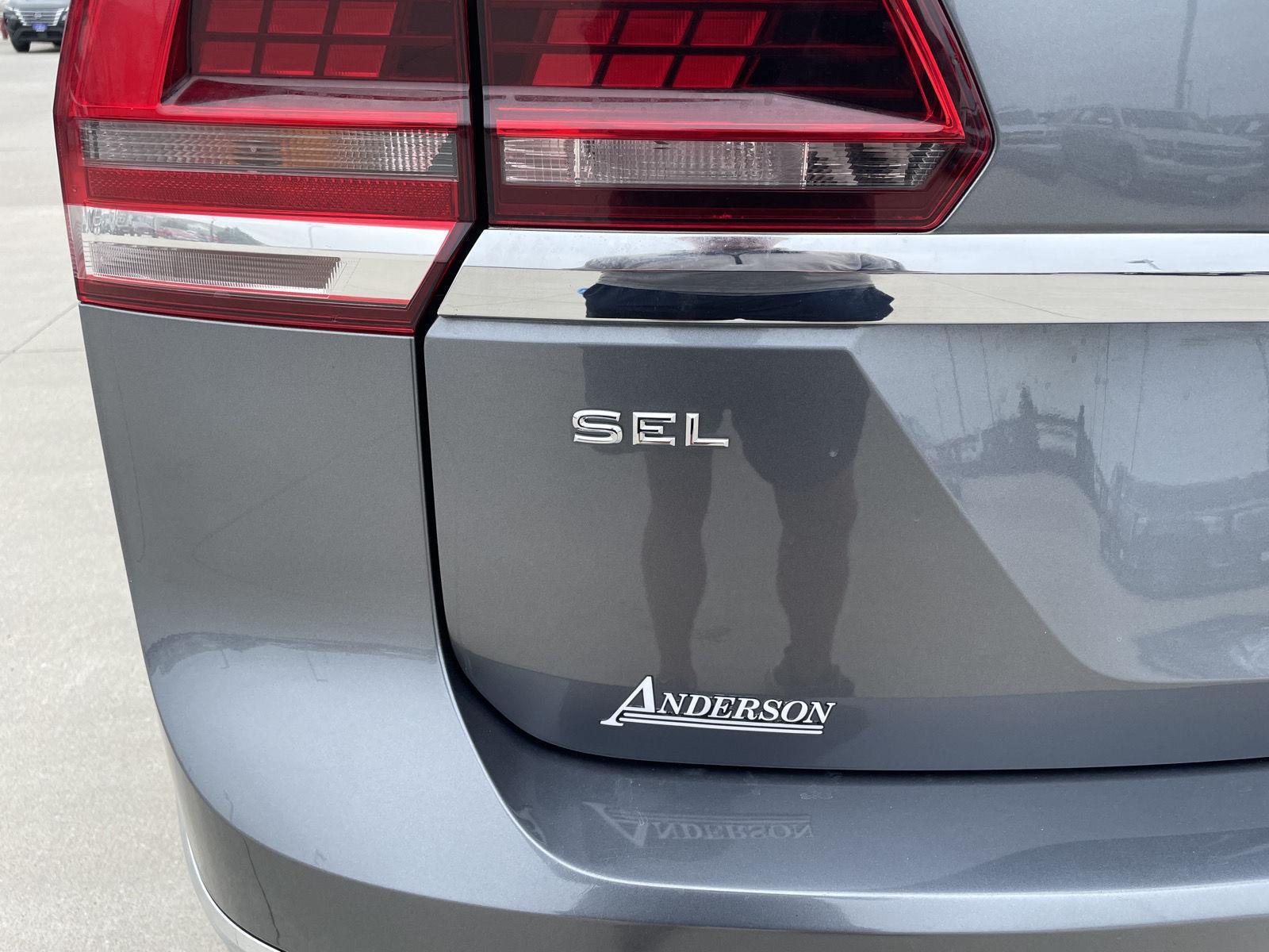 Vehicle photo 40