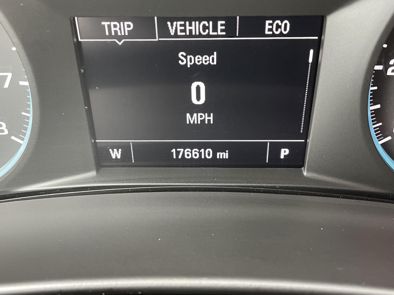 Vehicle photo 3
