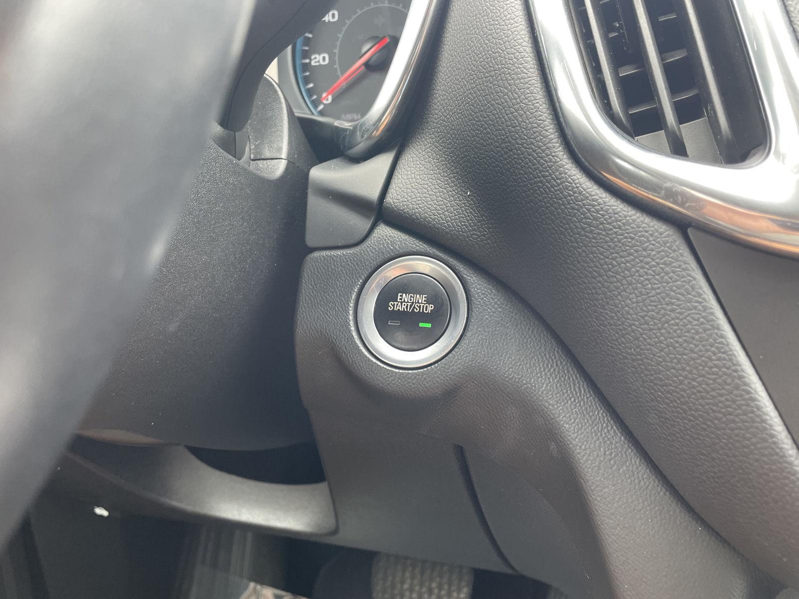 Vehicle photo 23